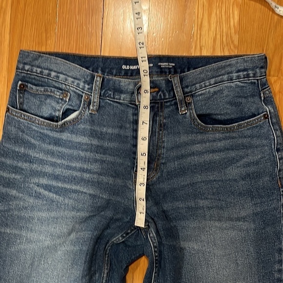OLD Navy men’s Athletic Taper built-in flex jeans size 32X30 . - Picture 6 of 9